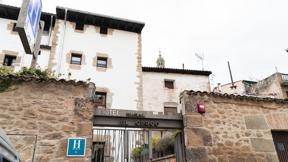 Hotel El Cerco Puente la Reina Exterior foto